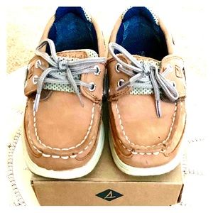 Toddler boys Sperry loafers